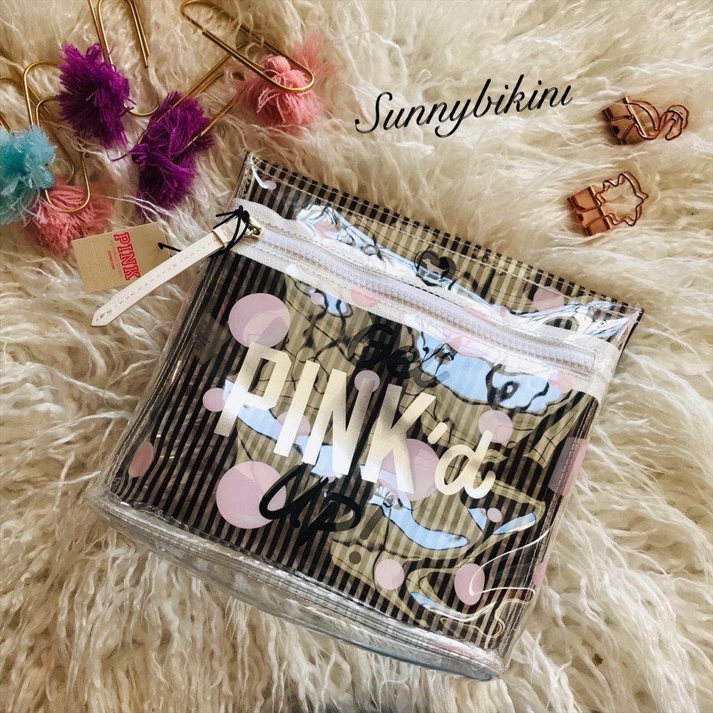 NWT Victoria’s Secret Beauty Bag